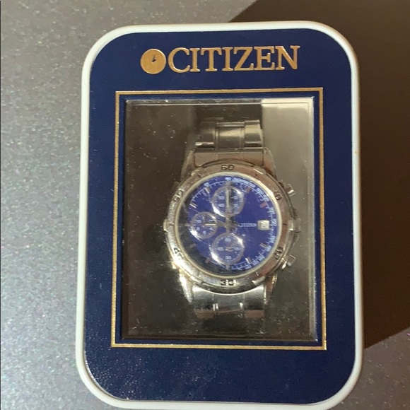 Stainless Steel Citizen Tachymeter Watch - Picture 3 of 9